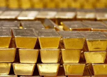 El oro alcanza los 3,500 dólares marcando otro récord