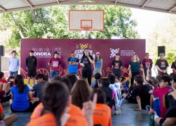 Selección Mexicana Femenil de Basquetbol U17 visita sede de los Centros de Bienestar Juvenil