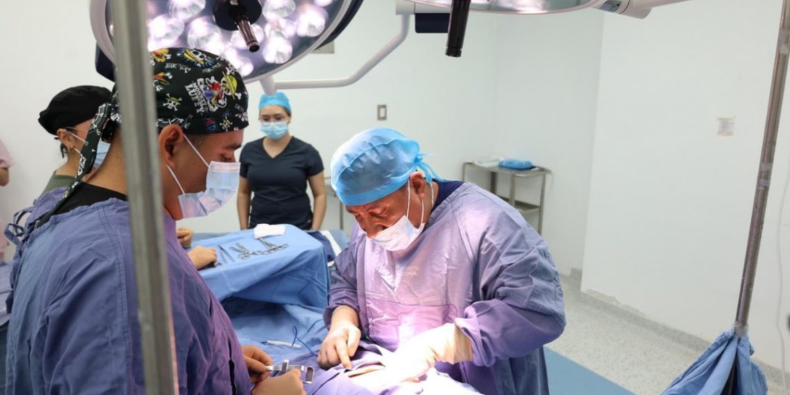 Gobierno de Sonora atiende rezago en cirugías de vesícula y hernias en Isssteson