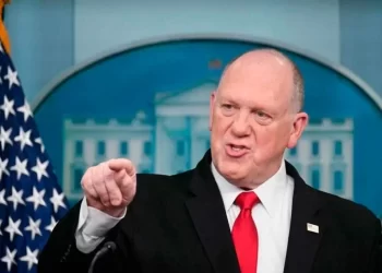 Financia México muro fronterizo, dice Zar fronterizo de EU