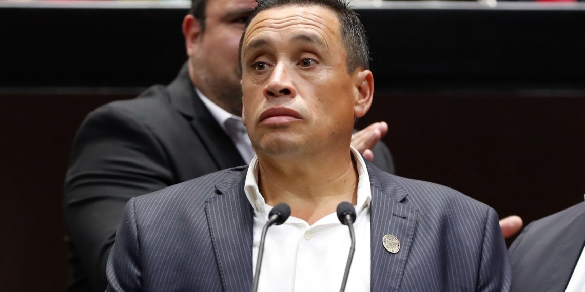 Plantean regular instalación y uso de dispensadores de agua potable en espacios públicos y comerciales