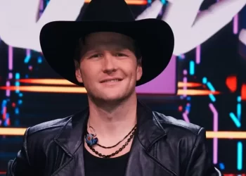 Alexander Acha revela que su madre tiene una grave enfermedad