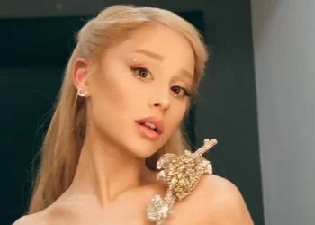 Ariana Grande participará en “La familia de mi novia 4” con Ben Stiller y Robert De Niro