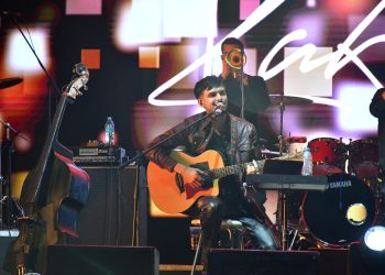 Conquista Kakalo al público en el foro Madero de Fiestas del Pitic 2025