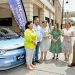 Entrega Antonio Astiazarán vehículo eléctrico a ganador del sorteo “En la H Cumpliendo ganas”