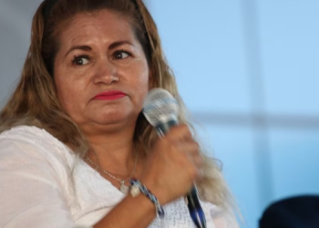 Ceci Flores es declarada persona non grata en pueblo seri; buscadora denuncia amenazas