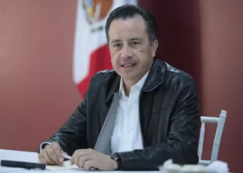 Veracruz denuncia al gobierno de Cuitláhuac García por multimillonario daño patrimonial