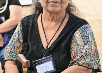 Hermosillenses agradecen a Gobernador Durazo por entrega de escrituras de sus viviendas