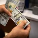 Quiere EU gravar remesas con 5%