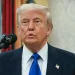 Amaga Trump con quitar bienes y sueldos a indocumentados