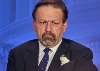 Emplean cárteles a 500 mil personas en México