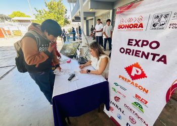 Acerca Gobierno de Sonora oferta educativa de preparatoria a alumnado que egresará de secundaria: Froylán Gámez