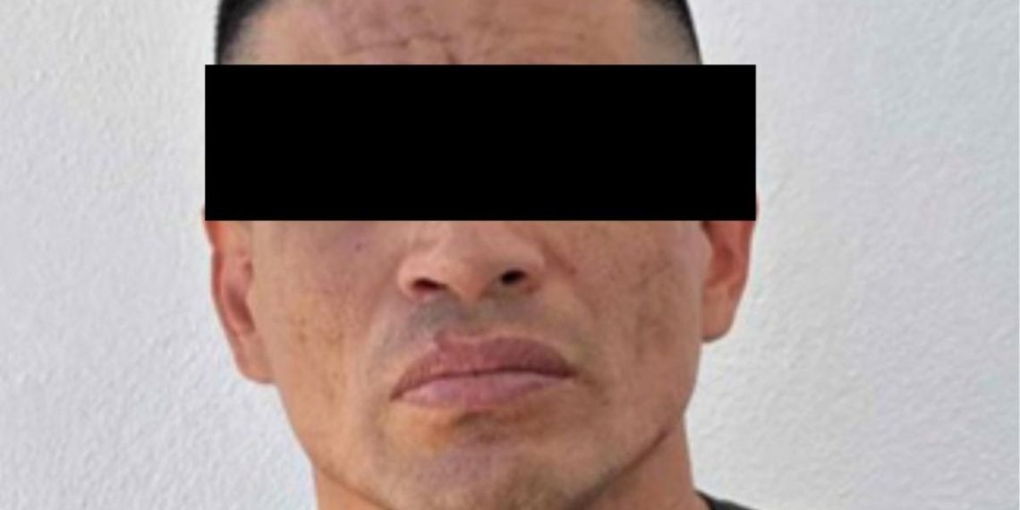 Gobierno de Sonora detiene a hombre armado con pistola, pastillas sicotrópicas y bolsa con narcótico en Nogales