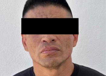 Gobierno de Sonora detiene a hombre armado con pistola, pastillas sicotrópicas y bolsa con narcótico en Nogales