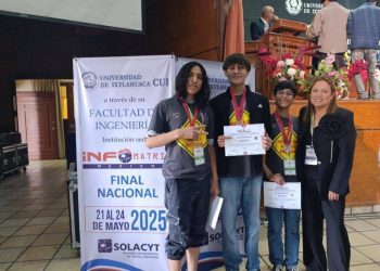 Ganan alumnado de Cobach Sonora bronce en Infomatrix México 2025
