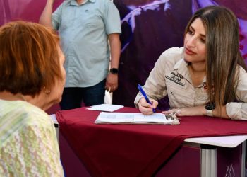 Gobernador Durazo brinda servicios gratuitos a familias de la colonia Eusebio Kino con jornada “Sonora Atiende”