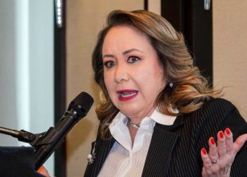 No procede sanción a Yasmín Esquivel por supuesto plagio: SCJN