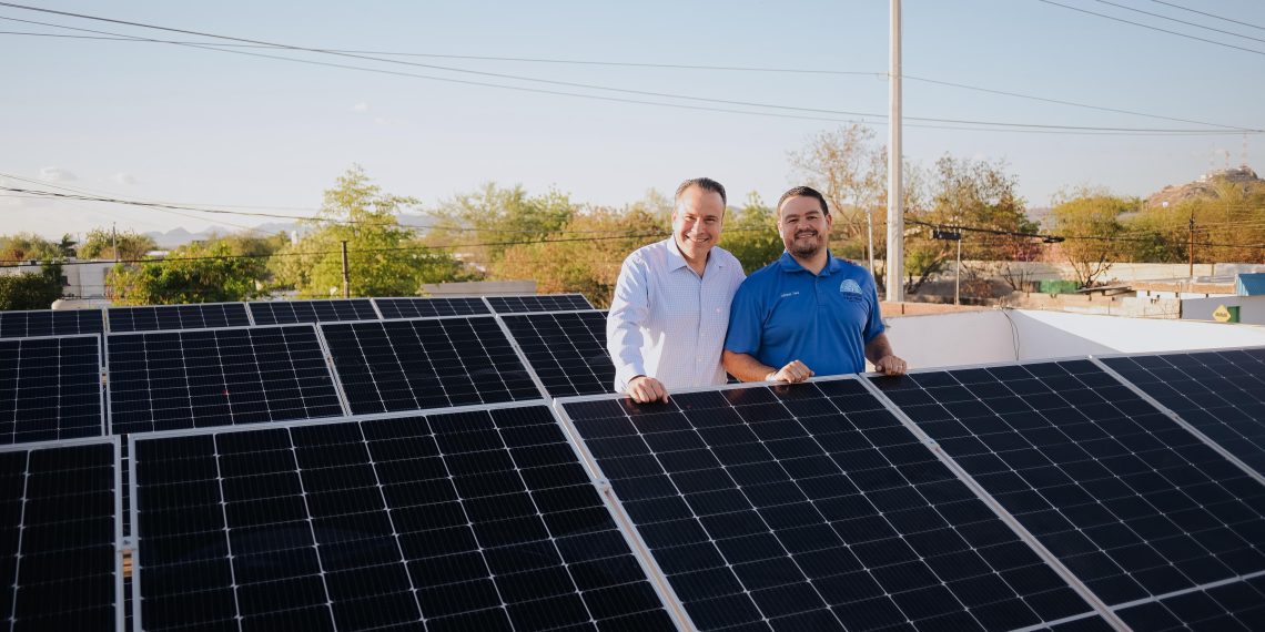 Destaca Toño Astiazarán ahorro de 83% en recibo de luz en centro CIDA con programa Peso Solar