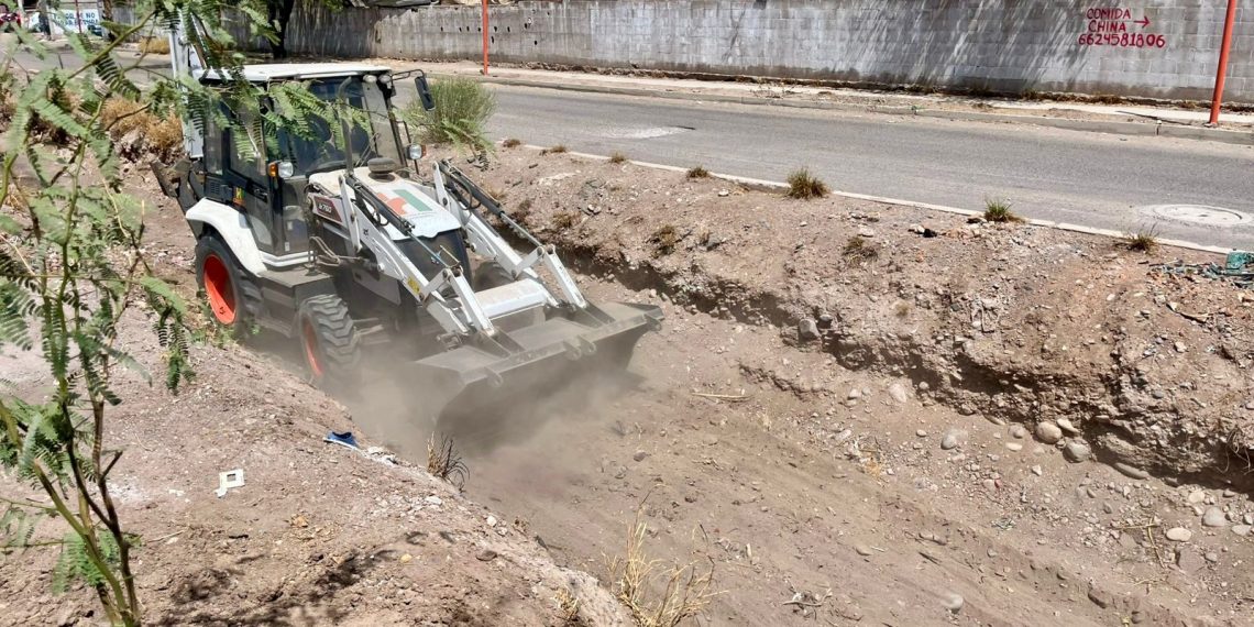 Presenta Servicios Públicos Municipales 90 por ciento de avance en limpieza de canales y arroyos