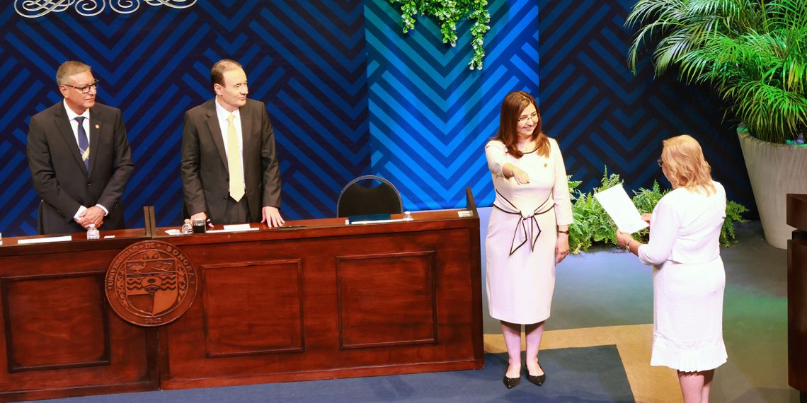 Asume Dena María Camarena Gómez la Rectoría de la Universidad de Sonora