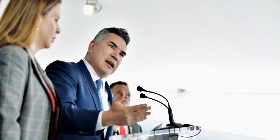 Torpeza e incapacidad del gobierno de Morena para generar diálogo provocó crisis con E.U: Alejandro Moreno