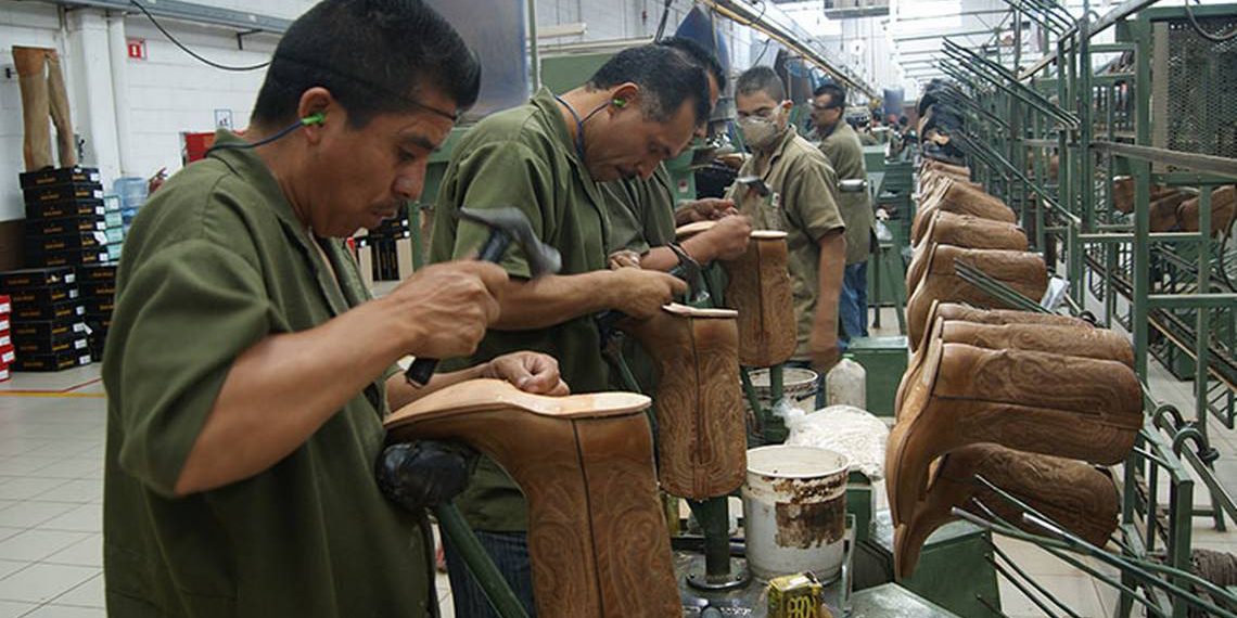 ‘Aplasta’ China al calzado nacional