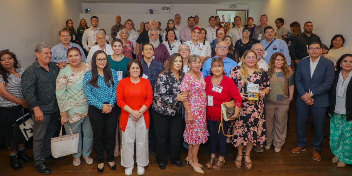 Socializa diputada Gabriela Tapia reformas a la Ley del Isssteson