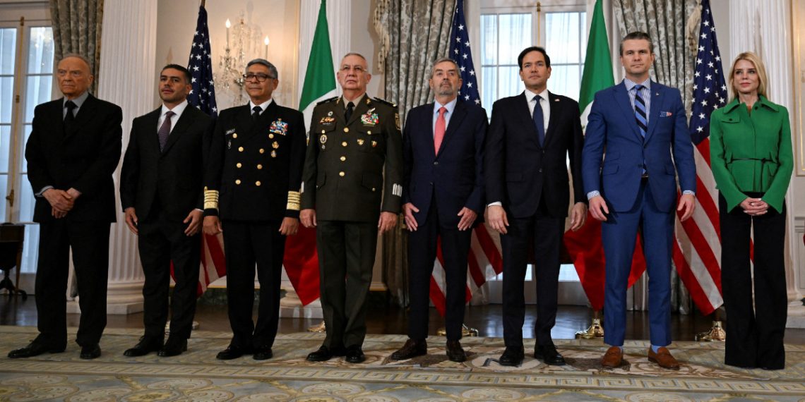 México niega presión de EU para extraditar a narcopolíticos