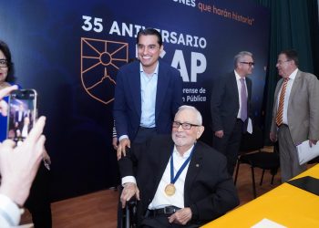 Homenaje a una vida dedicada al servicio público: Doctor Honoris Causa para Gilberto Gutiérrez Quirós