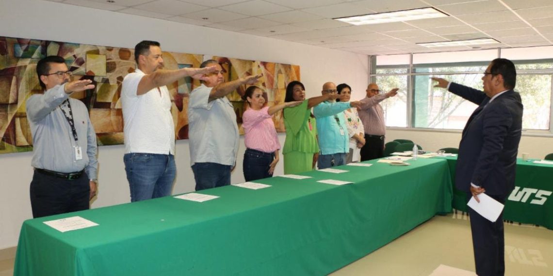 Promueve Gobierno de Sonora vinculación del sector productivo con universidades: UTS