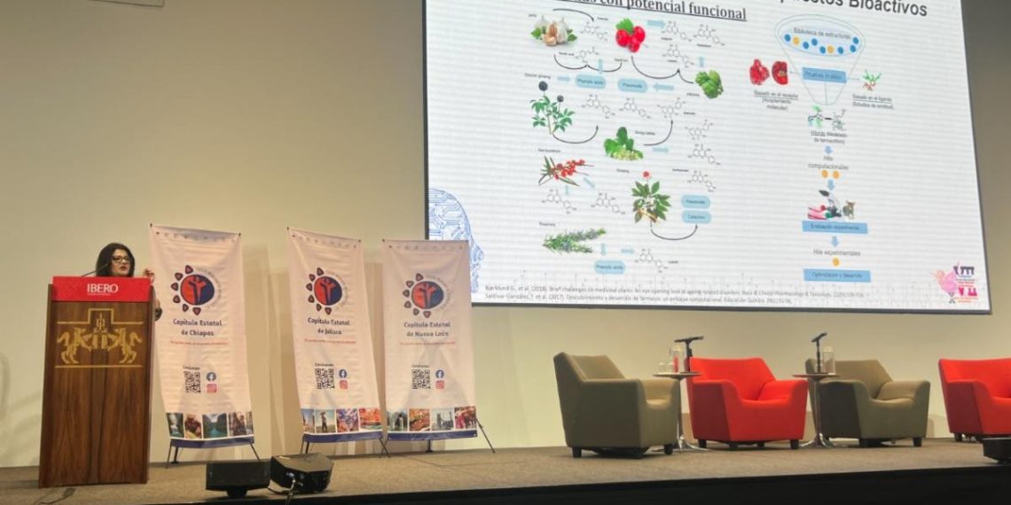 Participa investigadora de la UES en congreso internacional de nutrición, sustentabilidad e inteligencia artificial