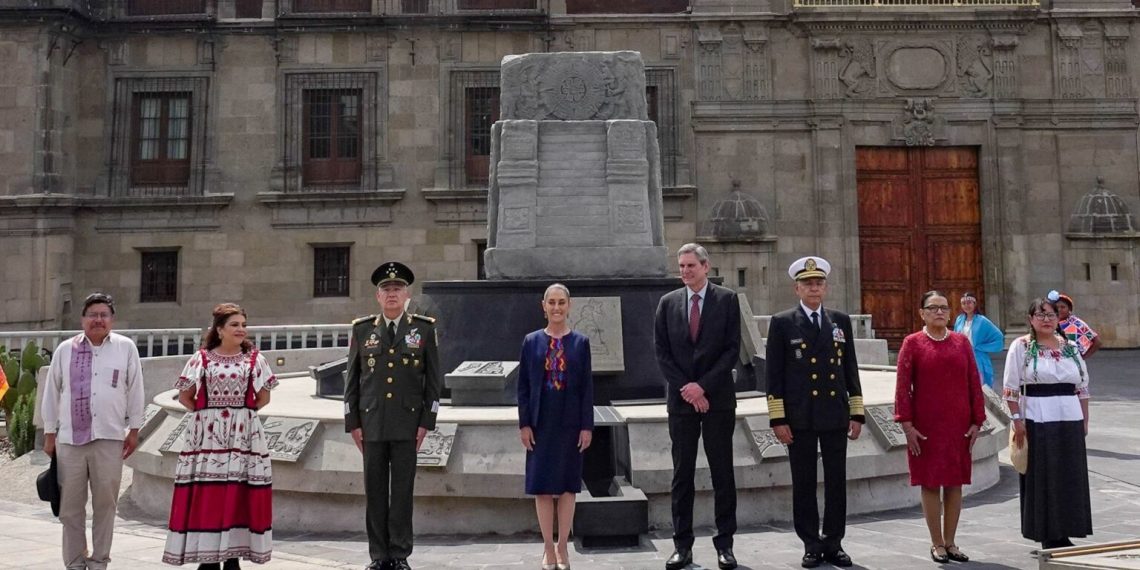 Conmemoran en el Zócalo siete siglos de la fundación de Tenochtitlán