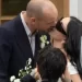 Charli XCX llega al altar con George Daniel, baterista de The 1975