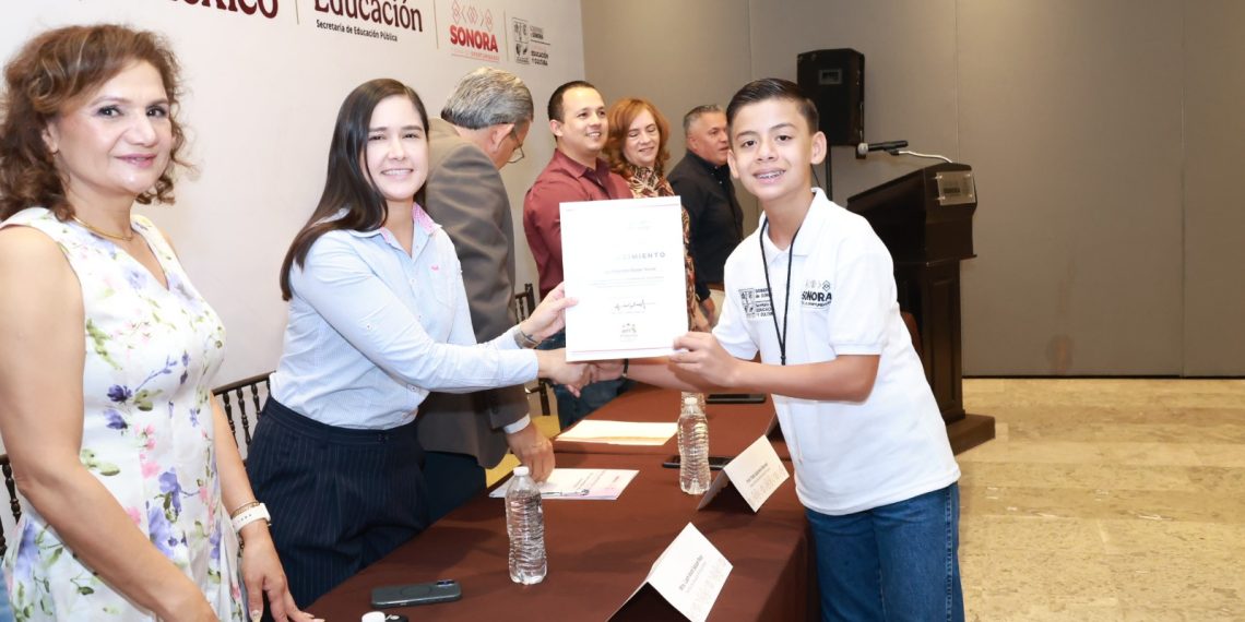 Reconoce Gobierno de Sonora a ganadores de la Olimpiada del Conocimiento Infantil 2025: SEC