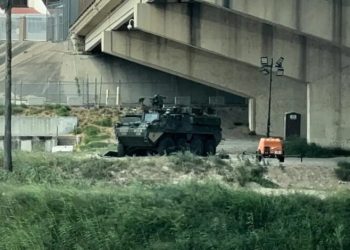 Denuncian tanqueta de EU que apunta hacia México