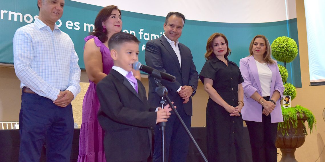 Reafirma Toño Astiazarán compromiso con la niñez hermosillense