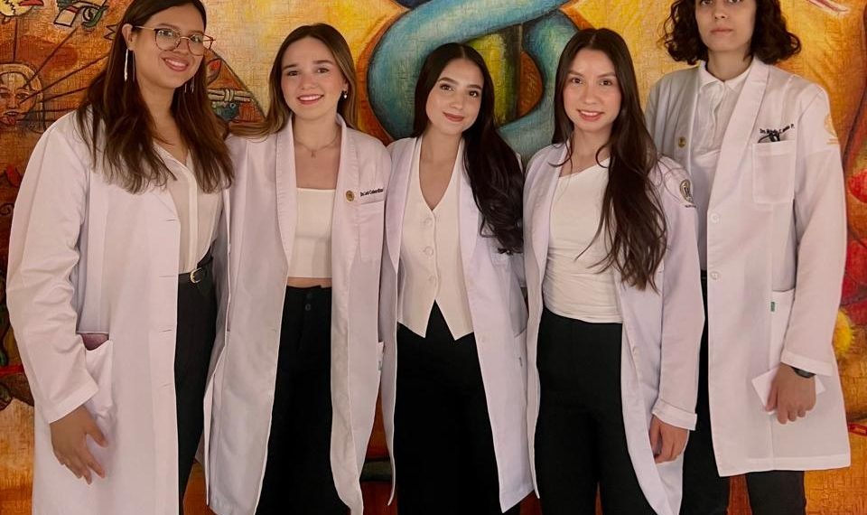 Se integran por primera vez médicos pasantes a la Dirección de Salud Municipal