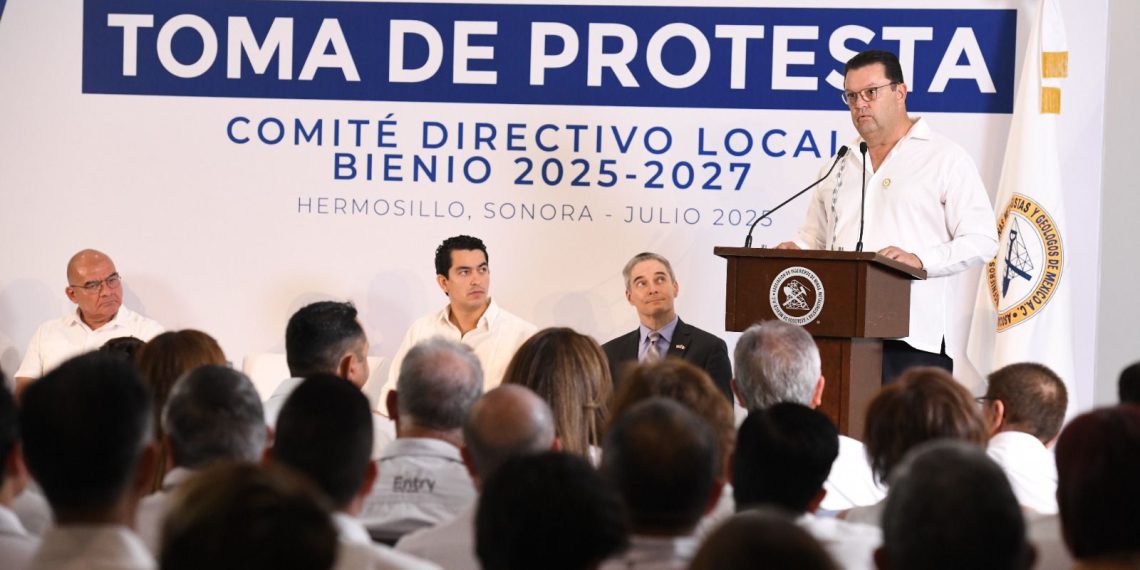 Asume Roberto Sitten Ayala presidencia de la AIMMGM Distrito Sonora