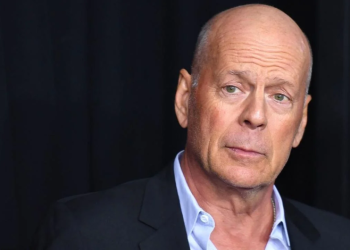 Devastador avance en la salud de Bruce Willis: ya no puede hablar ni caminar