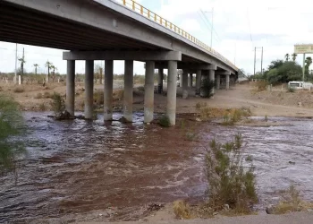 Río San Miguel corre en San Pedro El Saucito de nuevo