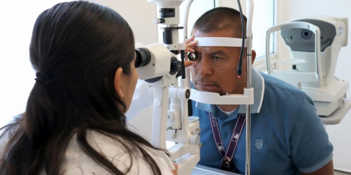 Amplía Gobierno de Sonora atención oftalmológica en Isssteson