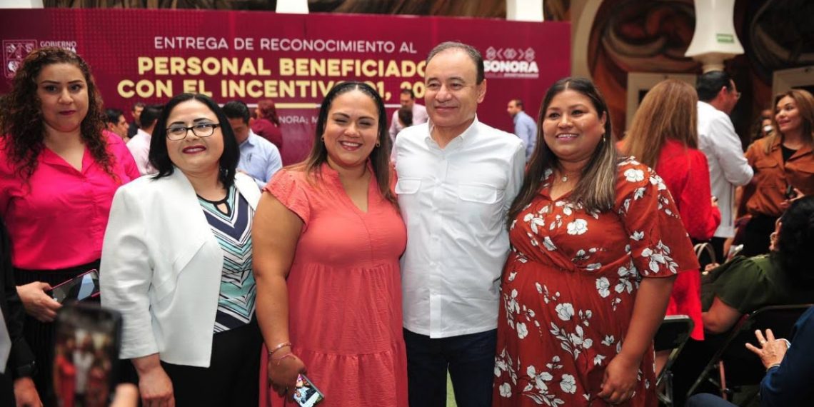 Cumple Gobernador Durazo con pago de retroactivo e incremento salarial al magisterio sonorense