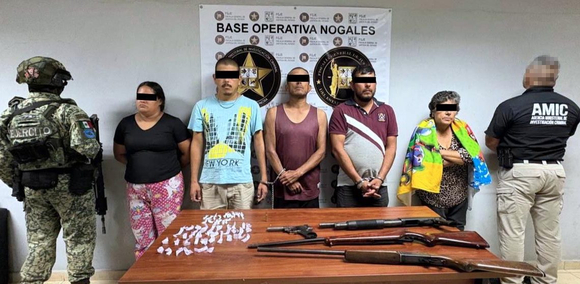 Operativos entre AMIC, SEMAR y DEFENSA captura a personas y aseguran armas, droga y rescatan a menores en Puerto Peñasco y Nogales