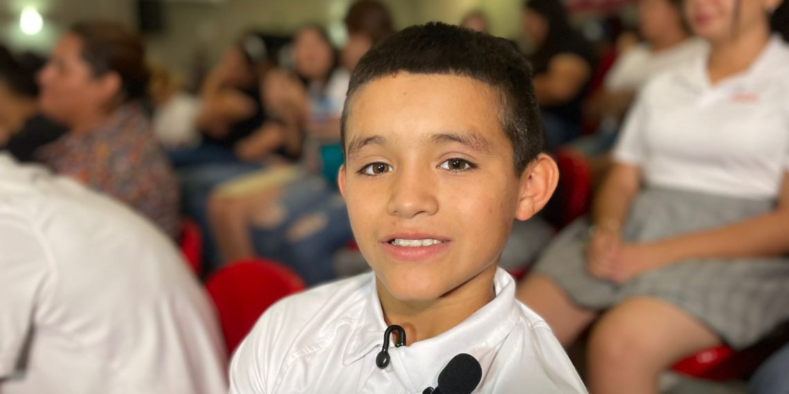 Estudiantes de Bavispe agradecen a Gobernador Durazo por becas Sonora de Oportunidades