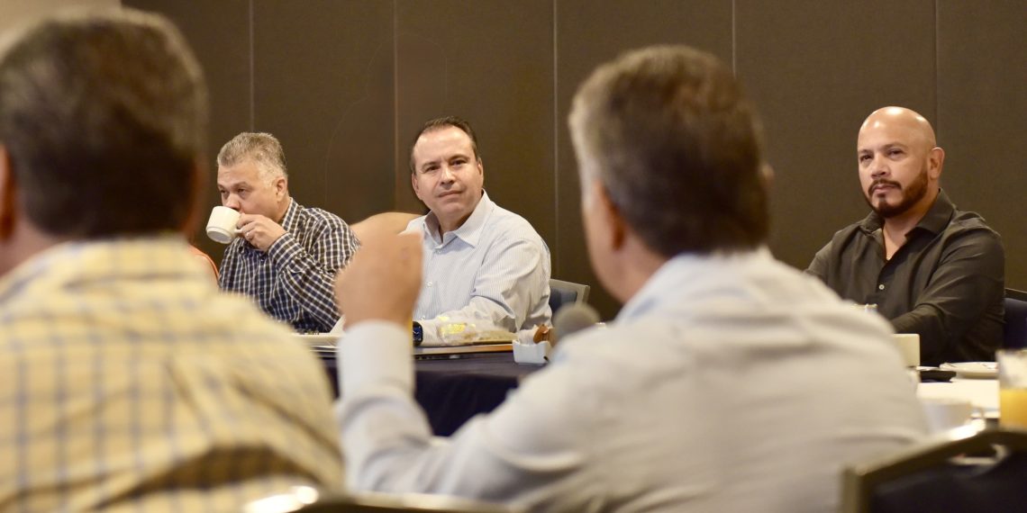 Hermosillo impulsa inversiones históricas en distribución de agua potable: Toño Astiazarán