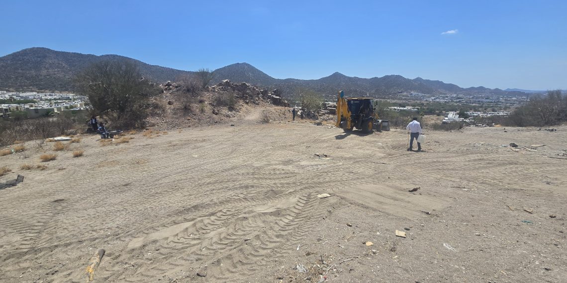 Recupera Ayuntamiento de Hermosillo predio ocupado de manera irregular en el Cerro Johnson