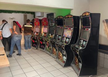 En acciones coordinadas aseguran máquinas tragamonedas durante cateo en Hermosillo