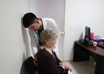 Fortalece Gobierno de Sonora atención médica y actividades para adultos mayores en Isssteson