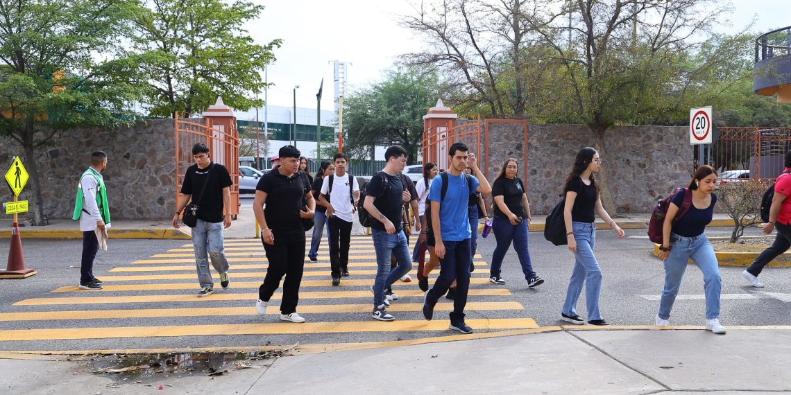 Inicia Unison semestre 2025-2 con asistencia de más del 90% de docentes y estudiantes