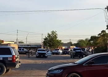 Ataque armado deja a un muerto y un herido en inmediaciones de motel de S.L.R.C.